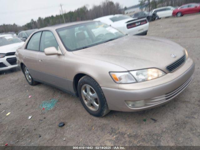  Salvage Lexus Es