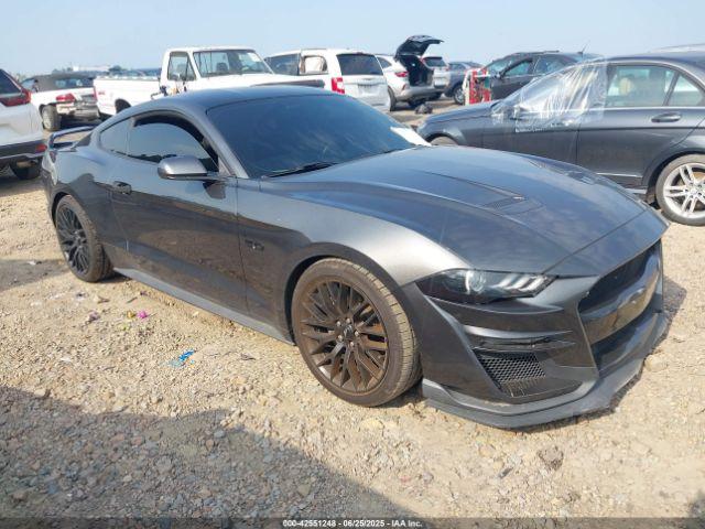  Salvage Ford Mustang