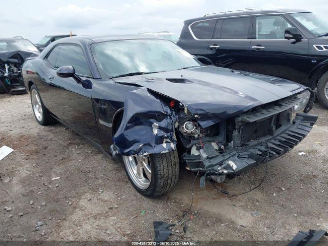  Salvage Dodge Challenger