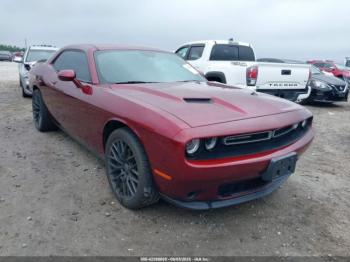  Salvage Dodge Challenger