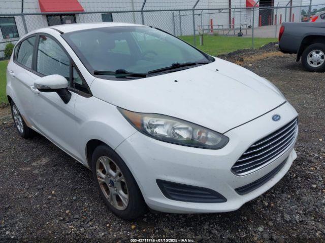  Salvage Ford Fiesta