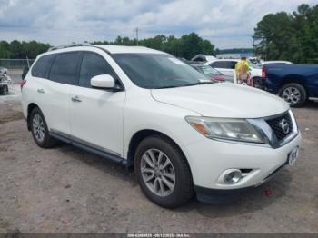  Salvage Nissan Pathfinder