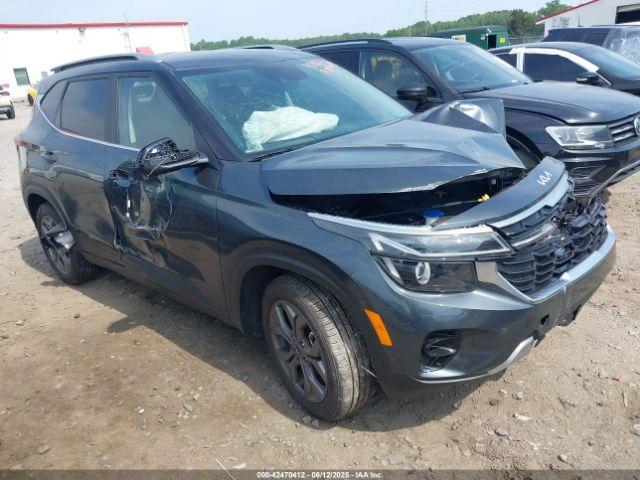  Salvage Kia Seltos