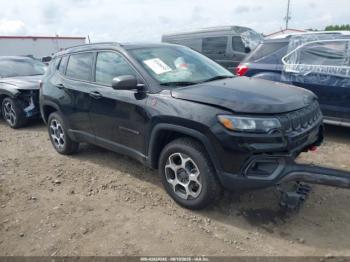  Salvage Jeep Compass