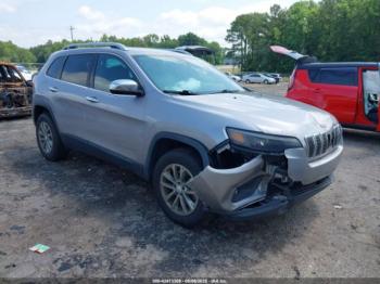  Salvage Jeep Cherokee