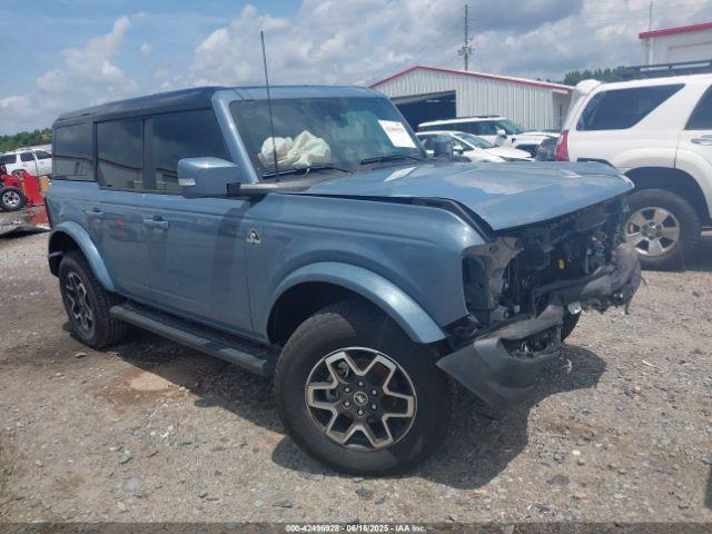 Salvage Ford Bronco
