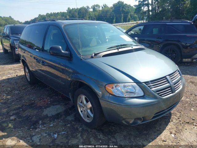  Salvage Dodge Grand Caravan