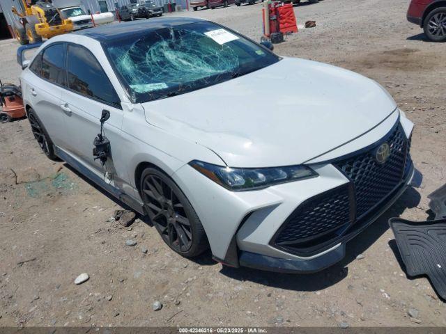  Salvage Toyota Avalon