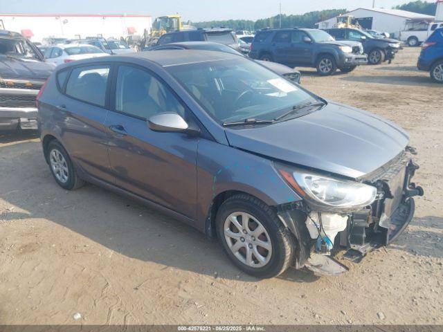  Salvage Hyundai ACCENT