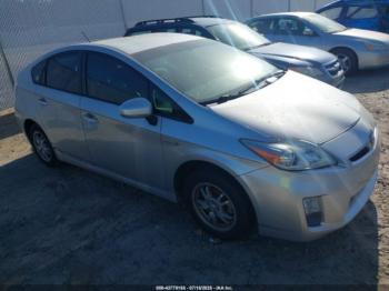  Salvage Toyota Prius