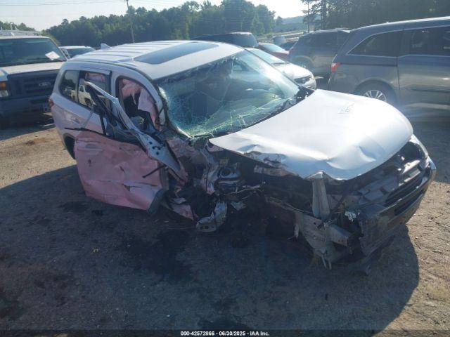  Salvage Mitsubishi Outlander