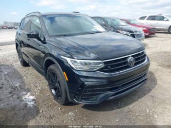  Salvage Volkswagen Tiguan