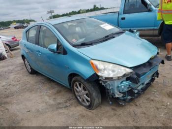  Salvage Toyota Prius c