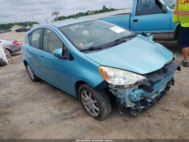  Salvage Toyota Prius c