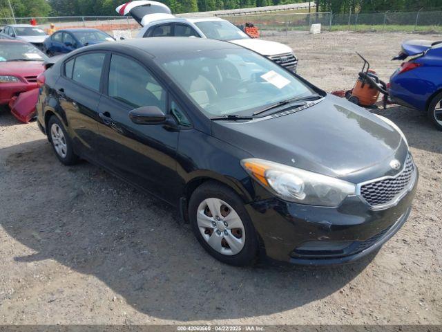  Salvage Kia Forte