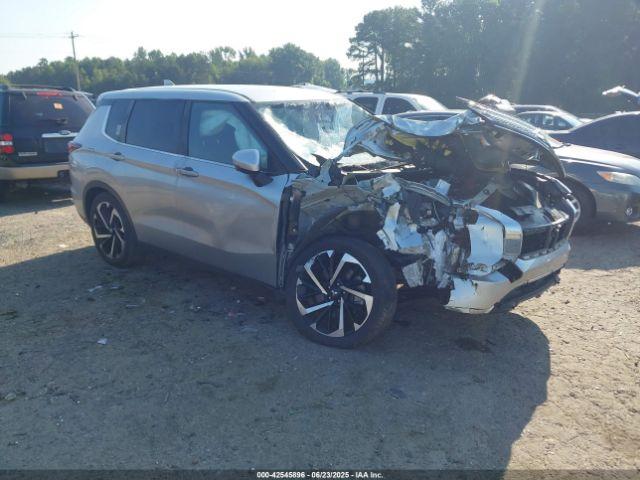  Salvage Mitsubishi Outlander