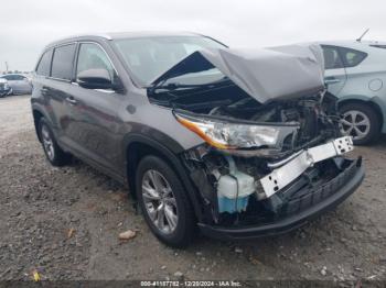  Salvage Toyota Highlander