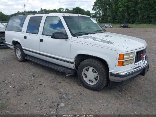  Salvage GMC Suburban 1500