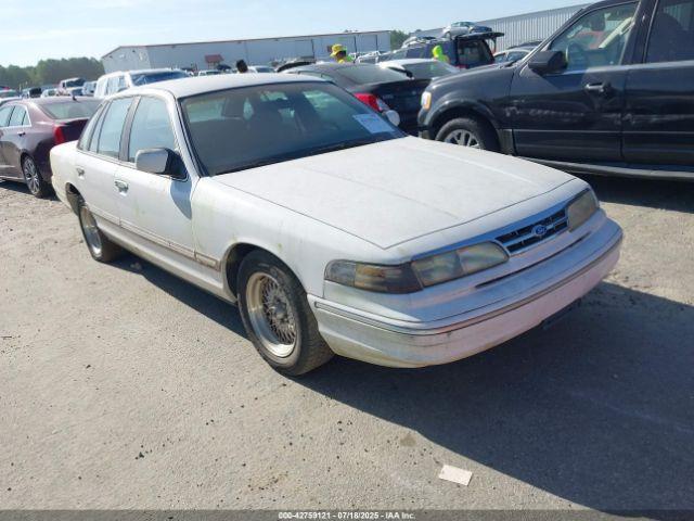  Salvage Ford Crown Victoria