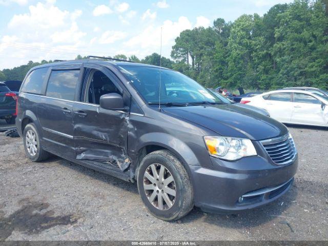  Salvage Chrysler Town & Country