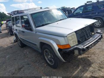  Salvage Jeep Commander