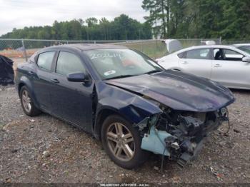  Salvage Dodge Avenger