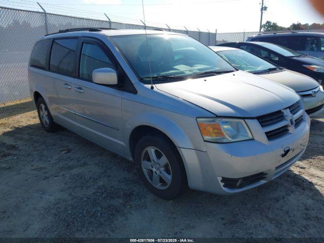 Salvage Dodge Grand Caravan
