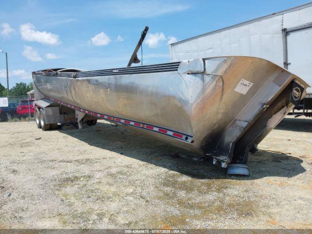  Salvage Mac Trailer Mfg End Dump