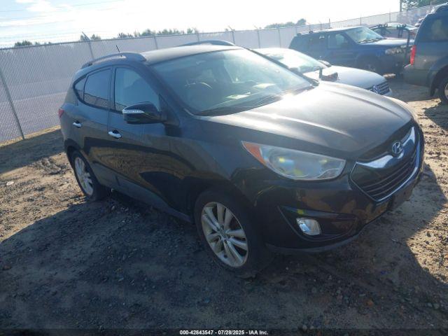  Salvage Hyundai TUCSON