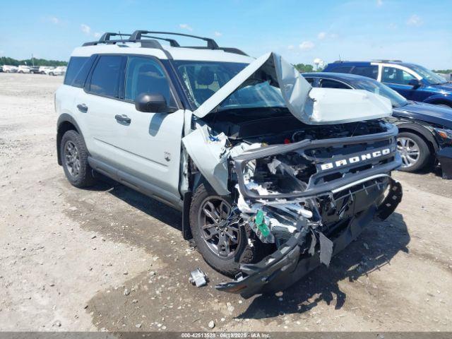  Salvage Ford Bronco