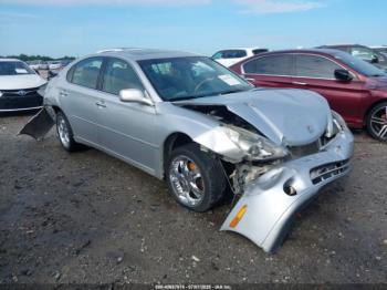  Salvage Lexus Es