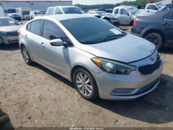  Salvage Kia Forte