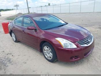  Salvage Nissan Altima