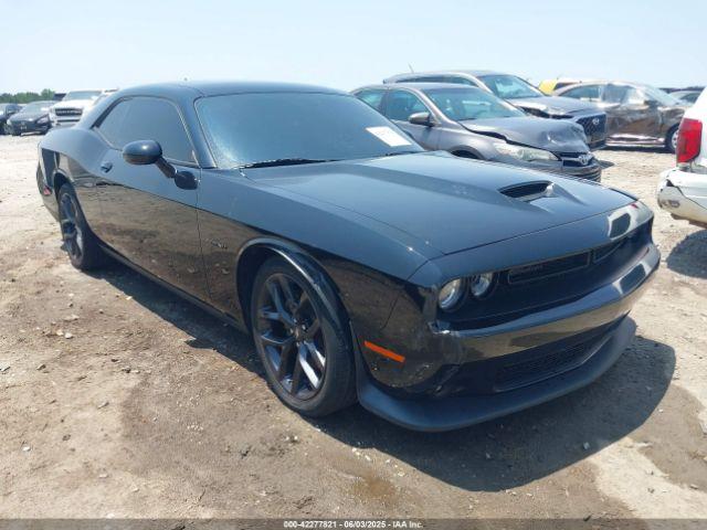  Salvage Dodge Challenger
