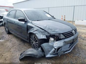  Salvage Volkswagen Jetta