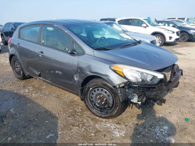  Salvage Kia Forte