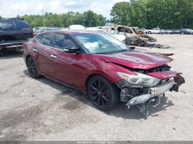  Salvage Nissan Maxima