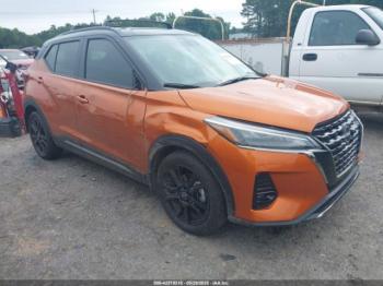  Salvage Nissan Kicks
