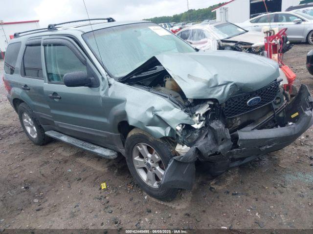  Salvage Ford Escape