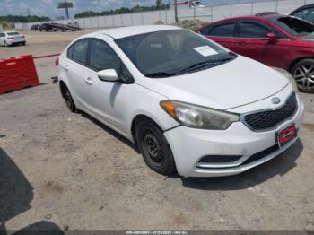  Salvage Kia Forte