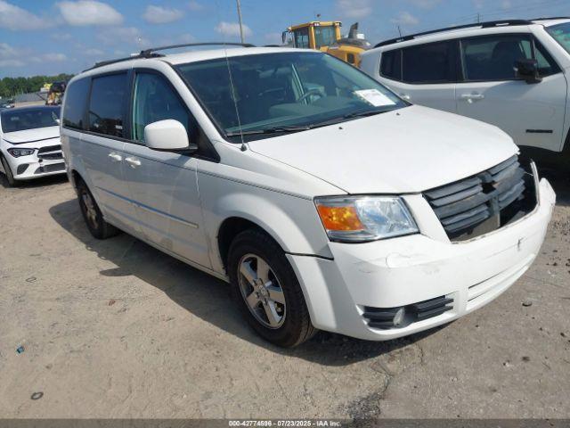  Salvage Dodge Grand Caravan
