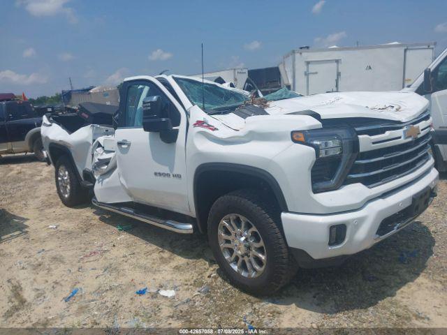  Salvage Chevrolet Silverado 2500
