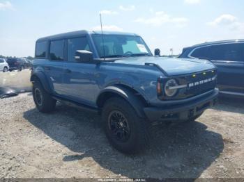  Salvage Ford Bronco