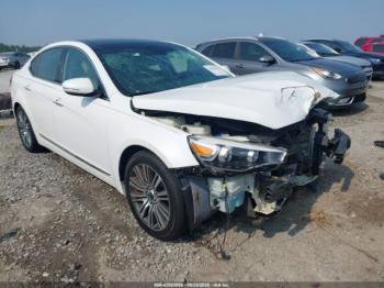  Salvage Kia Cadenza