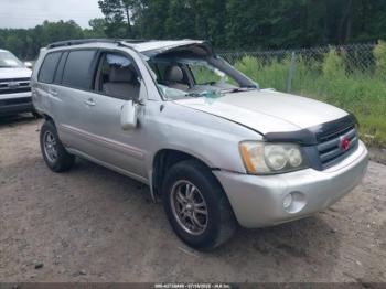  Salvage Toyota Highlander