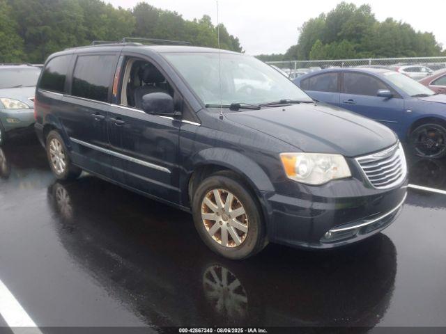  Salvage Chrysler Town & Country