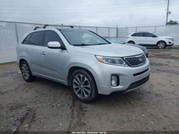  Salvage Kia Sorento