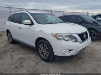  Salvage Nissan Pathfinder