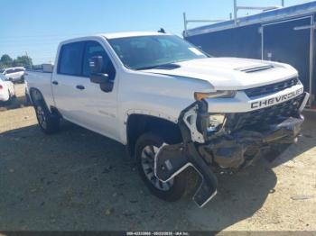  Salvage Chevrolet Silverado 2500