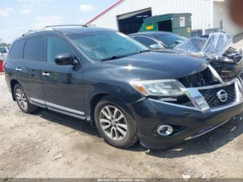  Salvage Nissan Pathfinder